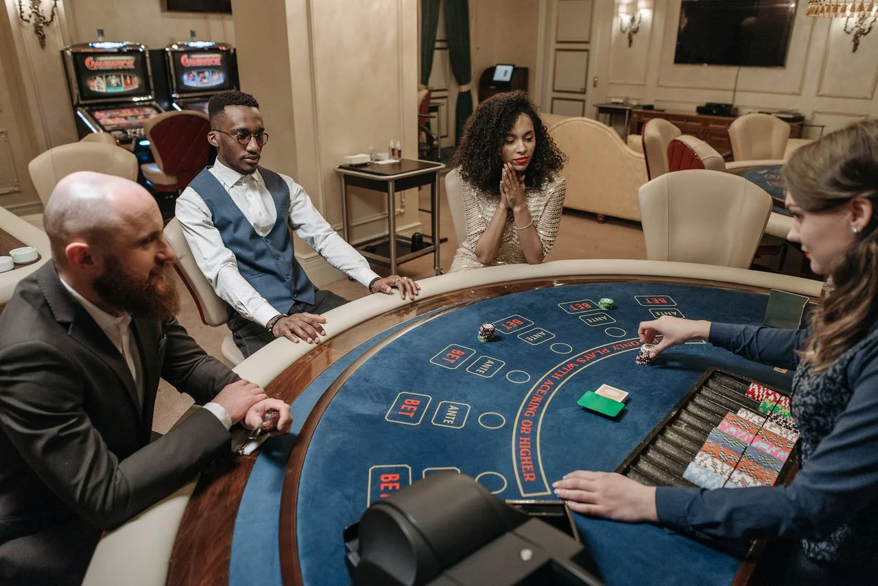 Nên chọn sảnh casino nào để phù hợp với ngân sách của bạn?